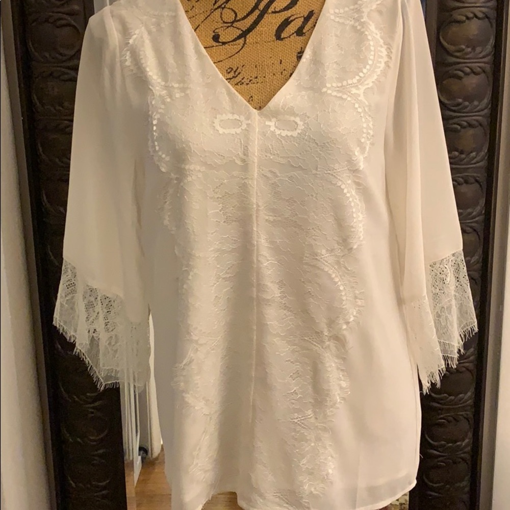 BKE boutique lace top! - Picture 2 of 7